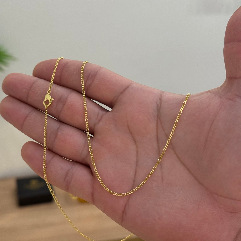 Kit Corrente e Pulseira 3 por 1 Fígaro 1,5mm Fecho Lagosta Banhado A Ouro 18k