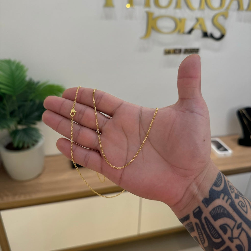 Kit Corrente e Pulseira 3 por 1 Fígaro 1,5mm Fecho Lagosta Banhado A Ouro 18k