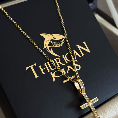 Colar Crucifixo Amarrado - Corrente Elo Português e Pulseira Elo Português Trevo Ônix Banhado A Ouro 18k