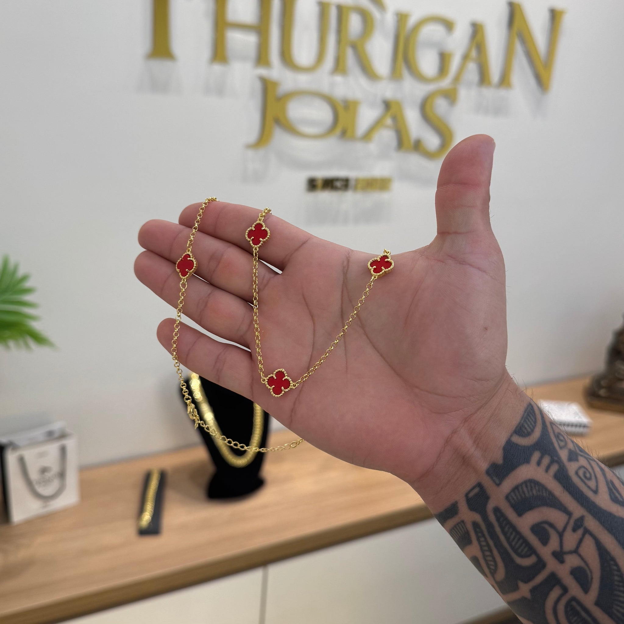 Corrente Elo Português 2mm Trevo Rubi Banhado A Ouro 18k
