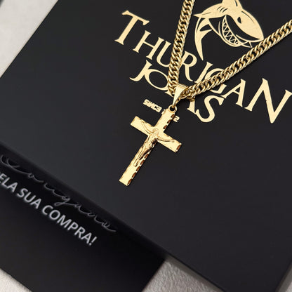 Colar Crucifixo Jesus Na Cruz 3D - Corrente Lacraia Banhado A Ouro 18k