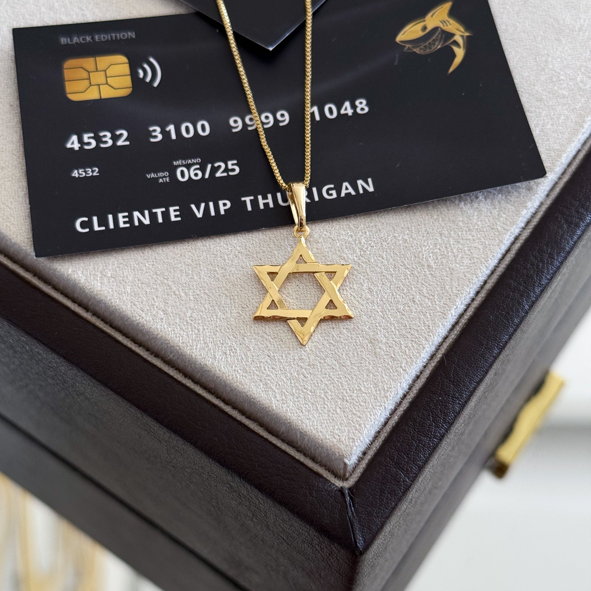 Pingente Estrela De Davi Vazado 1,5x1,5cm Banhado A Ouro 18k