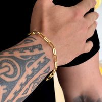 Colar Plaquinha Jesus Crucificado - Corrente e Pulseira Elo Alongado Banhado A Ouro 18k
