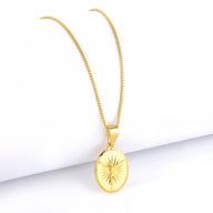 Pingente Plaquinha Oval Jesus 1,7x1,4cm Banhado A Ouro 18k