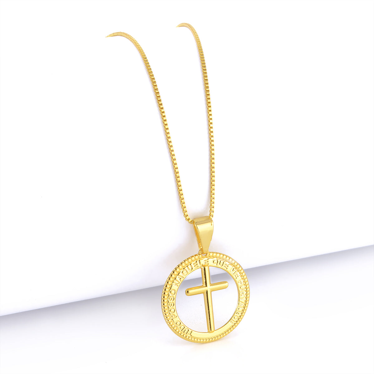 Pingente Medalha Com Crucifixo 2x2cm Banhado A Ouro 18k
