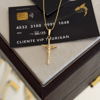 Pingente Crucifixo Palito Jesus P 3x2cm Banhado A Ouro 18k