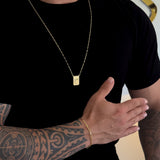 Kit Escapulário Cadeado Alongado Fé e Pulseira Cadeado Alongado Banhado A Ouro 18k
