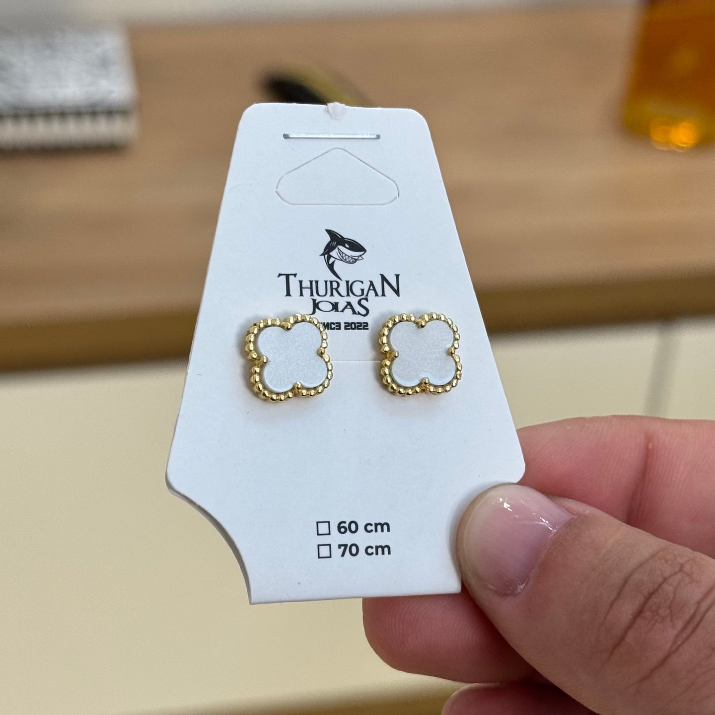 Brinco Trevo Safira Banhado A Ouro 18k