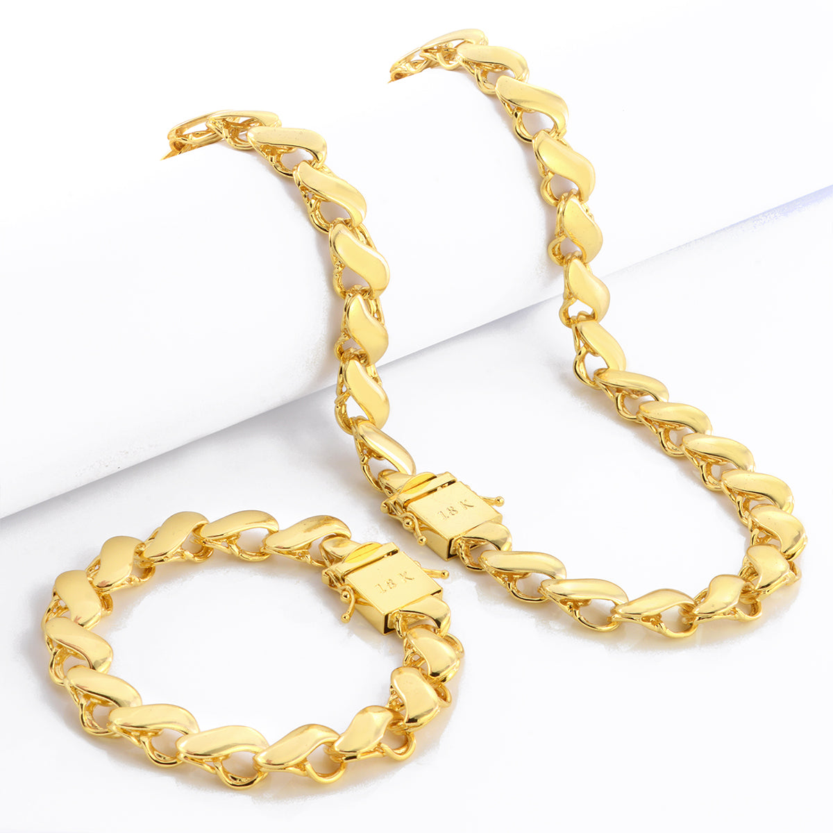Kit Corrente e Pulseira Friso S 12mm Fecho Duplo Banhado A Ouro 18k