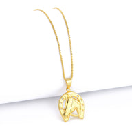 Pingente Ferradura Cavalo Vazado 2x1,5cm Banhado A Ouro 18k