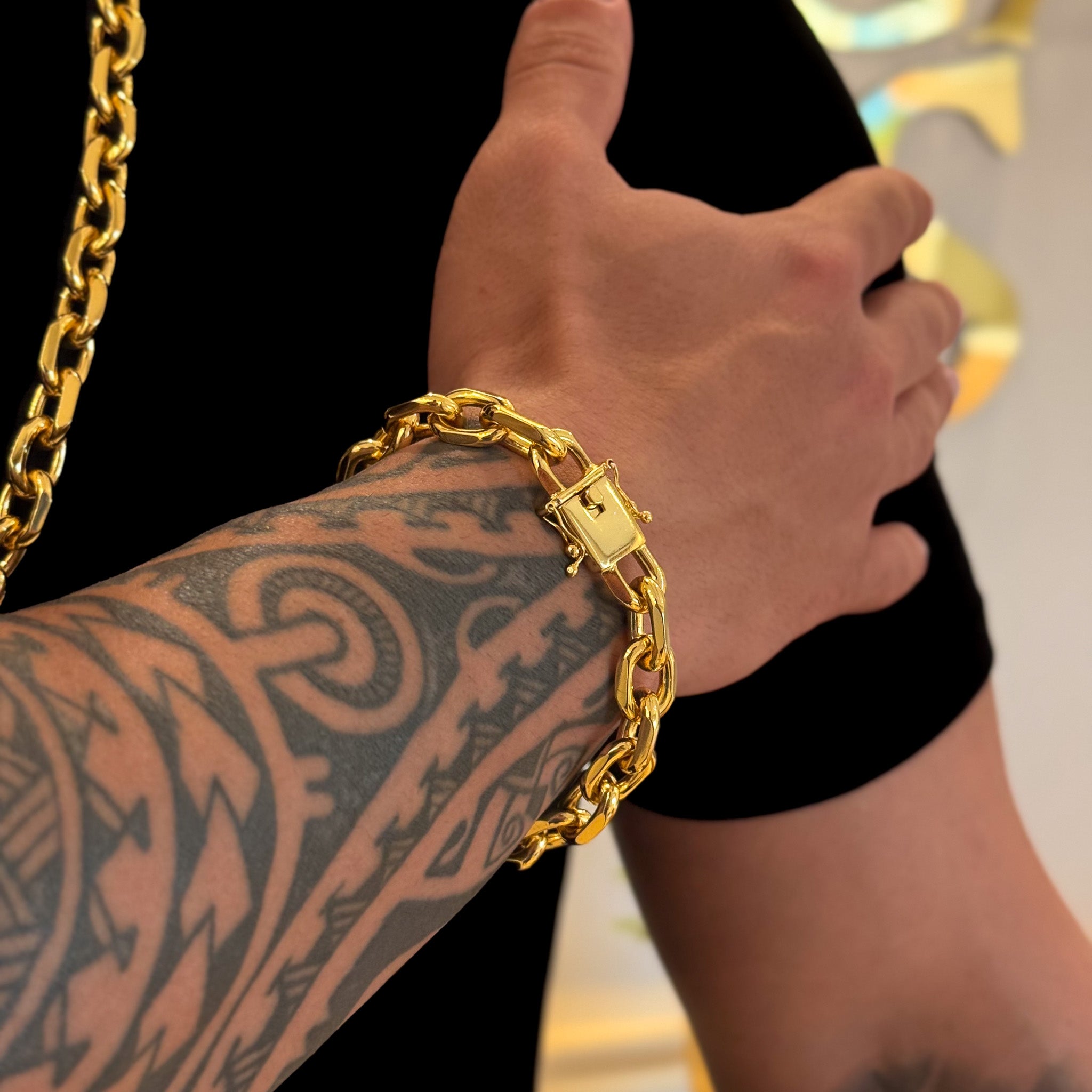 Pulseira Cadeado 12mm 45gr Fecho Duplo Banhado A Ouro 18k