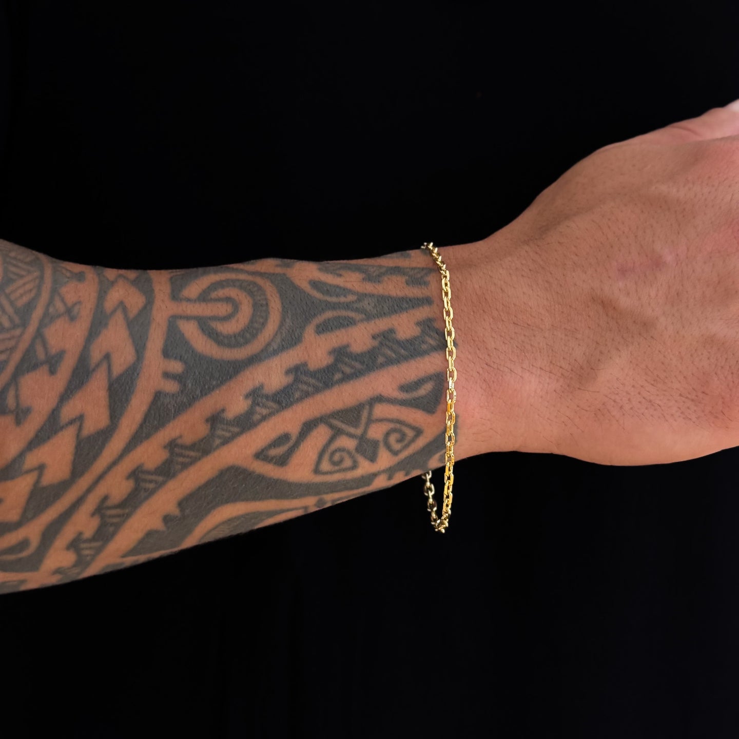 Pulseira Cadeado 2mm 3gr Fecho Bomba Banhado A Ouro 18k