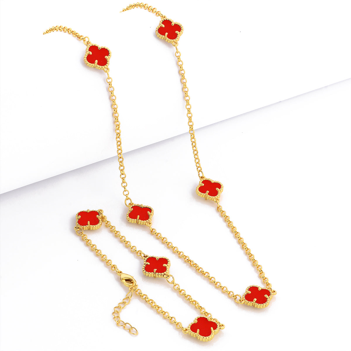 Kit Corrente e Pulseira Elo Português 2mm Trevo Rubi Banhado A Ouro 18k