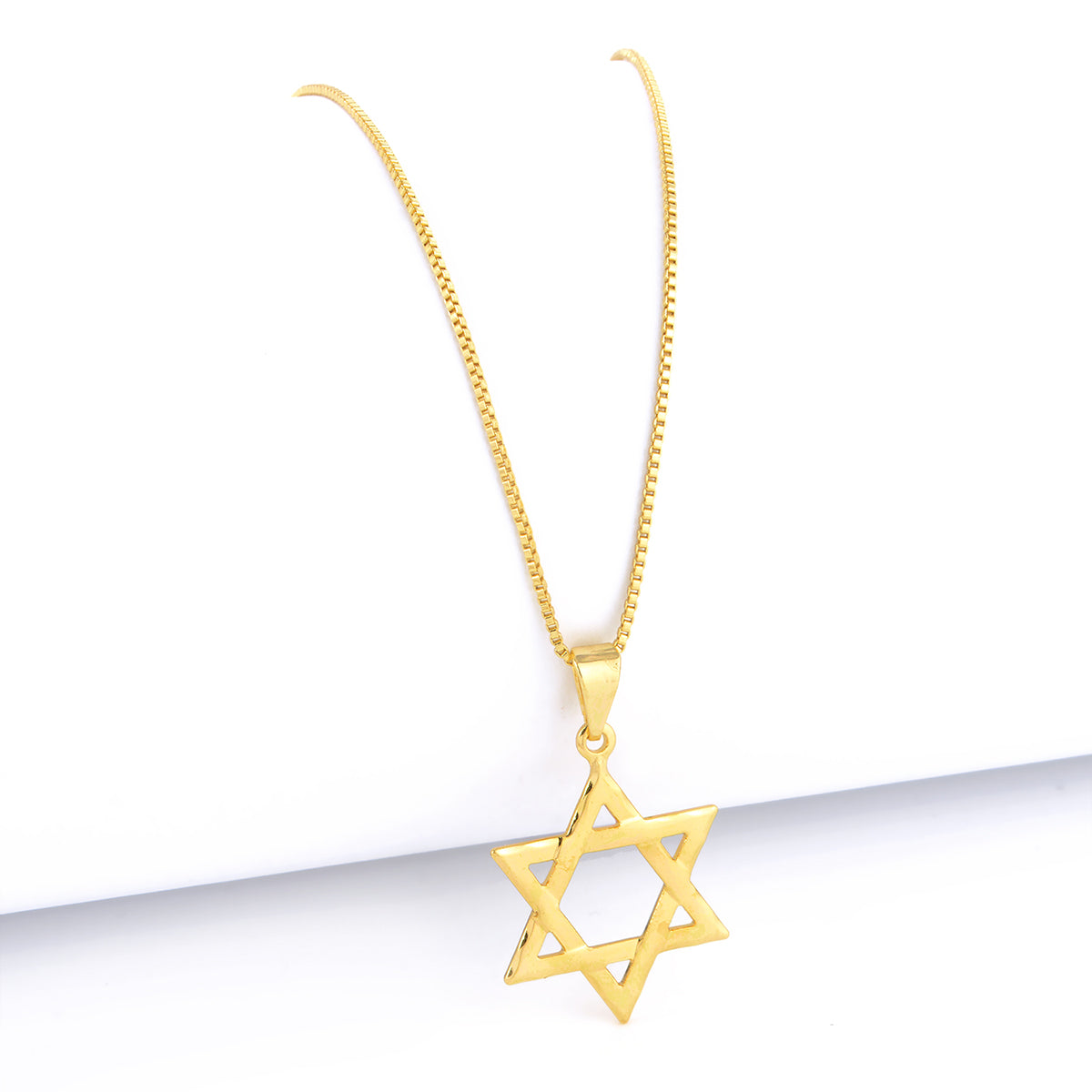 Pingente Estrela De Davi Vazado 1,5x1,5cm Banhado A Ouro 18k