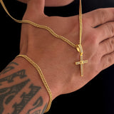 Colar Crucifixo Amarrado Cravejado - Corrente e Pulseira Lacraia Banhado A Ouro 18k