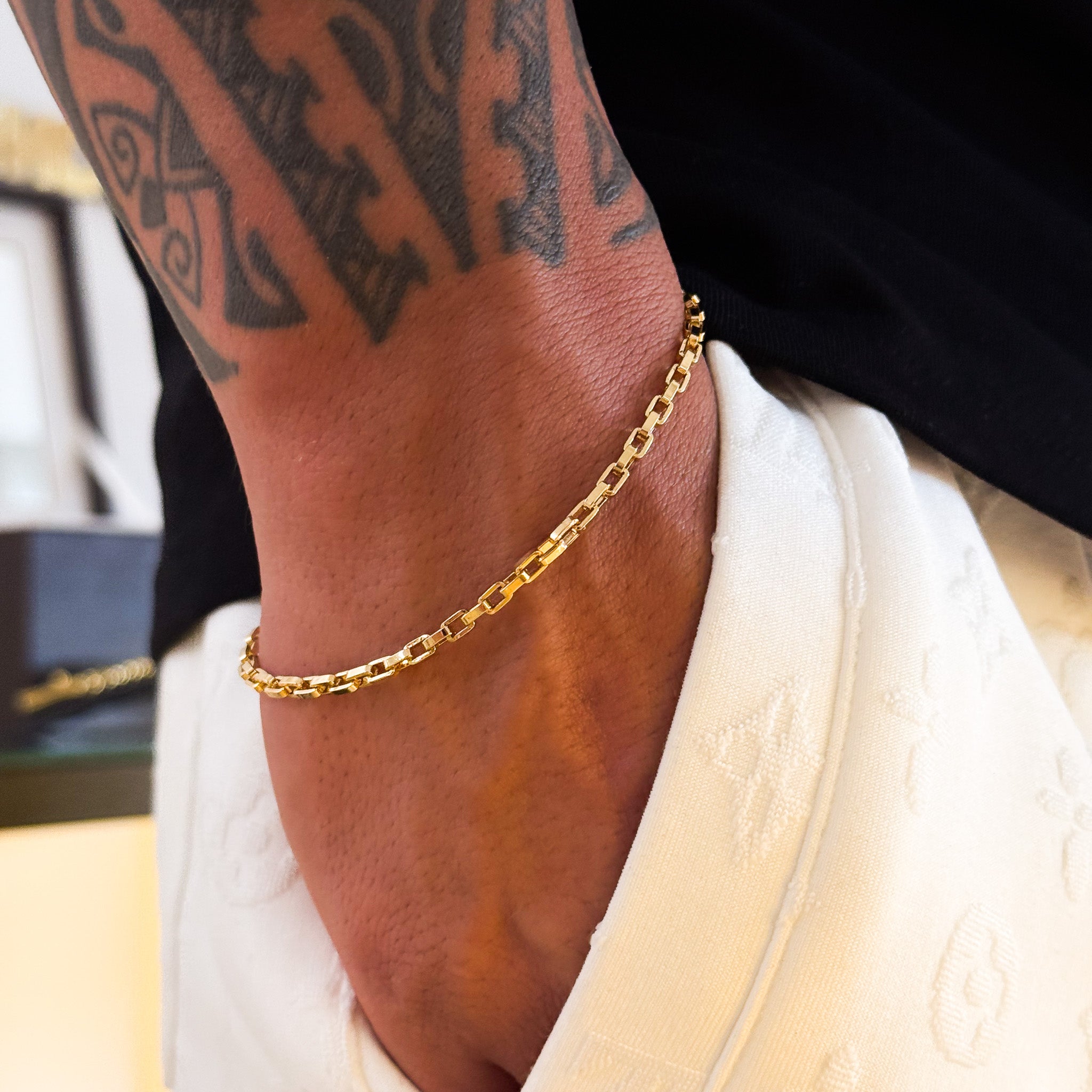 Colar Medalha Estrela De Davi - Corrente Cadeado e Pulseira Veneziana Banhado A Ouro 18k