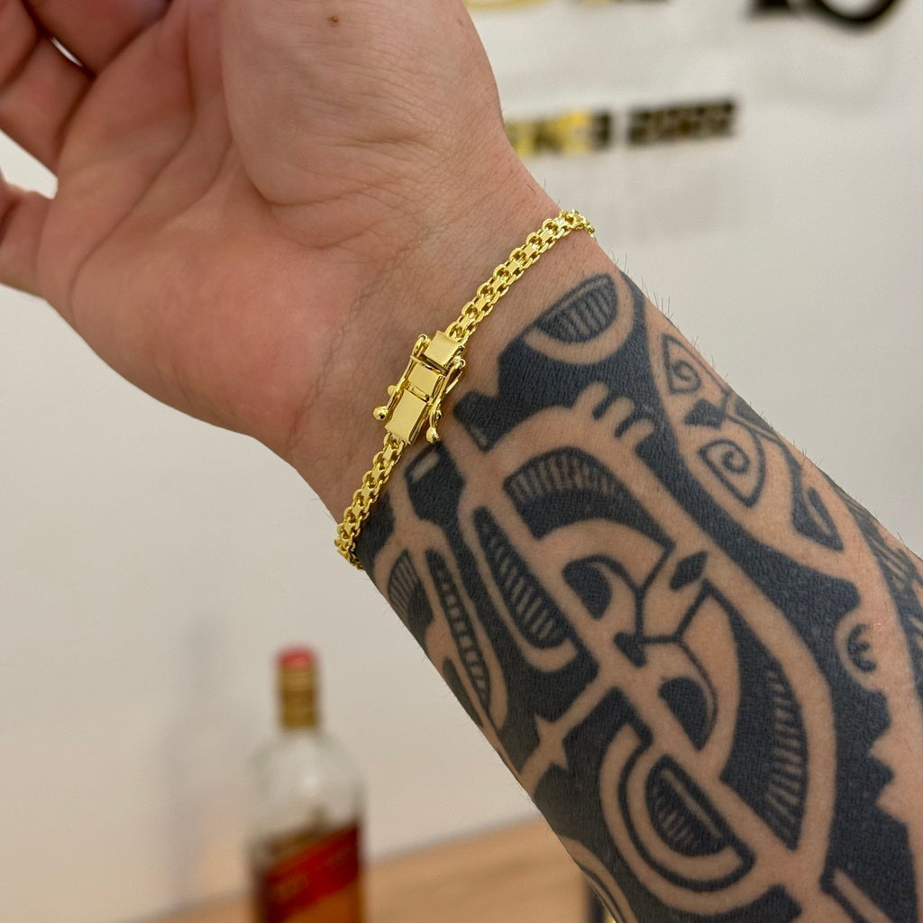 Kit Corrente e Pulseira Cadeado Duplo 4mm Fecho Duplo Banhado A Ouro 18k