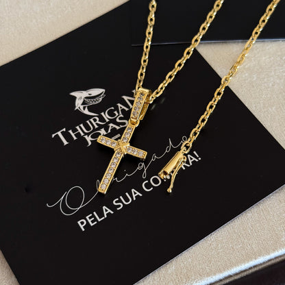 Colar Crucifixo Amarrado Cravejado - Corrente e Pulseira Cadeado 2mm Banhado A Ouro 18k