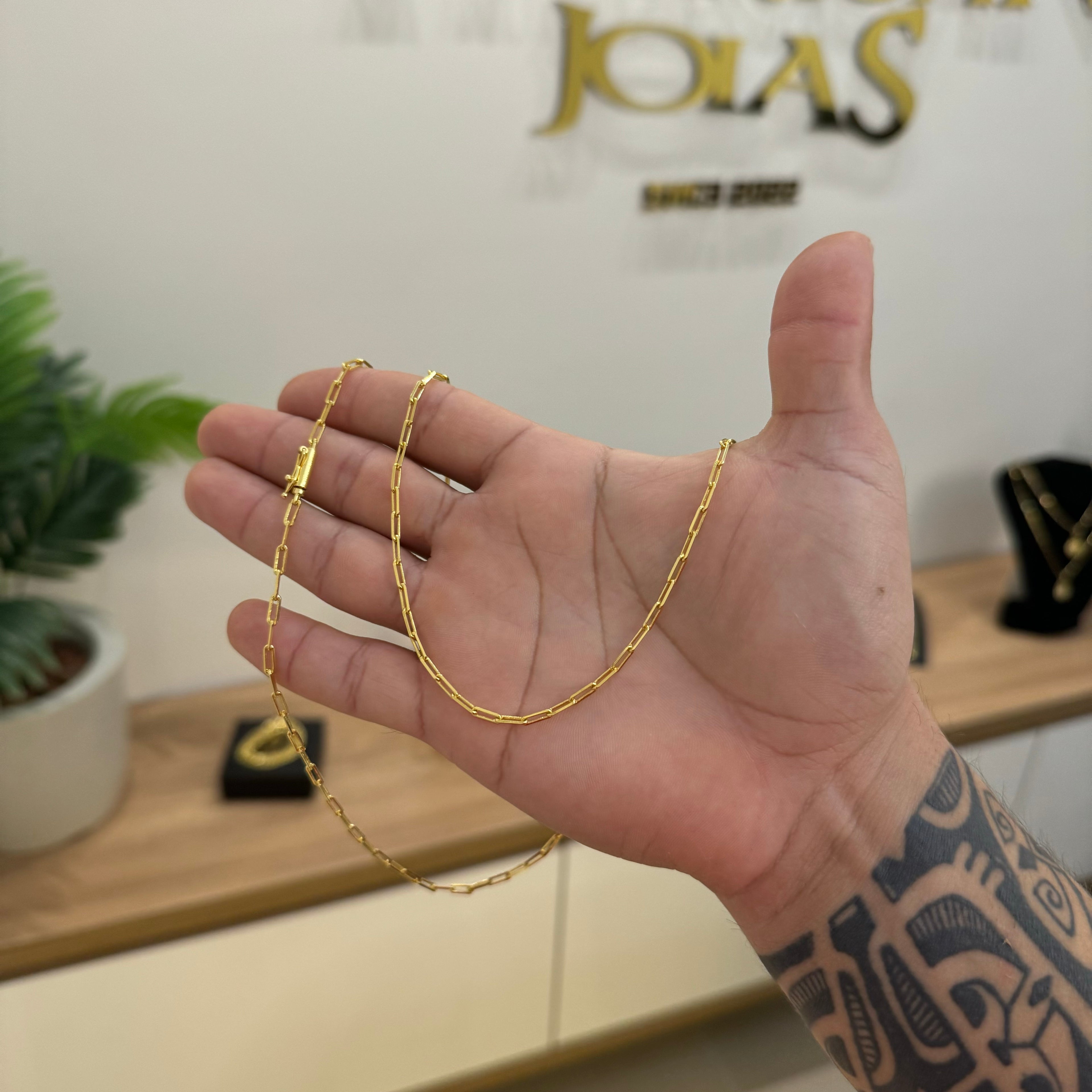 Corrente Cadeado Alongado 2mm 8gr Fecho Bomba Banhado A Ouro 18k