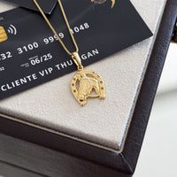 Pingente Ferradura Cavalo Vazado 2x1,5cm Banhado A Ouro 18k