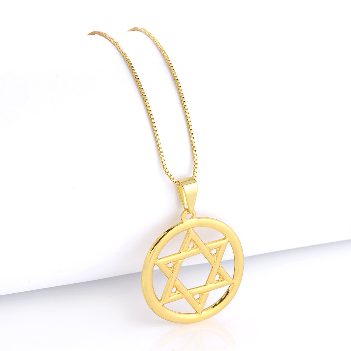 Pingente Medalha Estrela de Davi Vazado 2,5x2,5cm Banhado A Ouro 18k