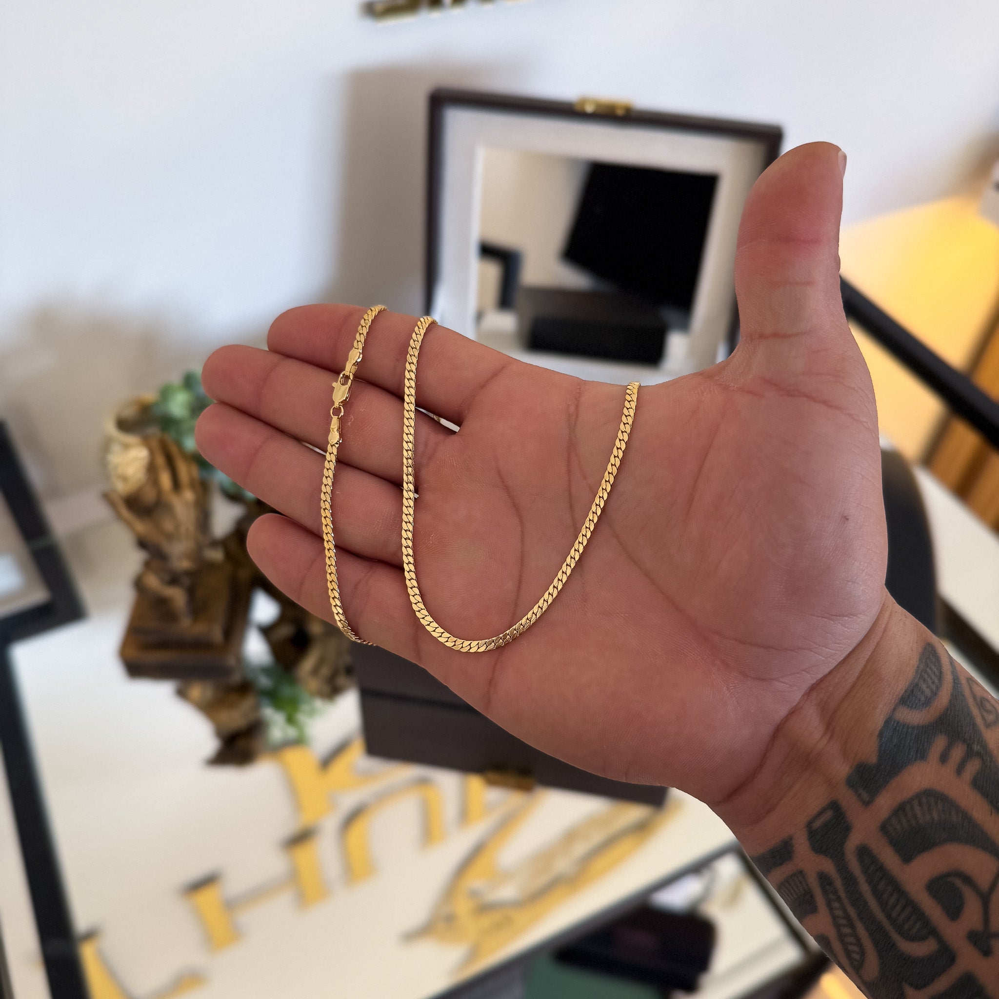 Corrente Grumet Flat 3mm 14gr Fecho Lagosta Banhado A Ouro 18k