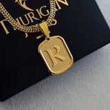 Colar Plaquinha De Letra - Corrente Grumet Dupla Banhado A Ouro 18k