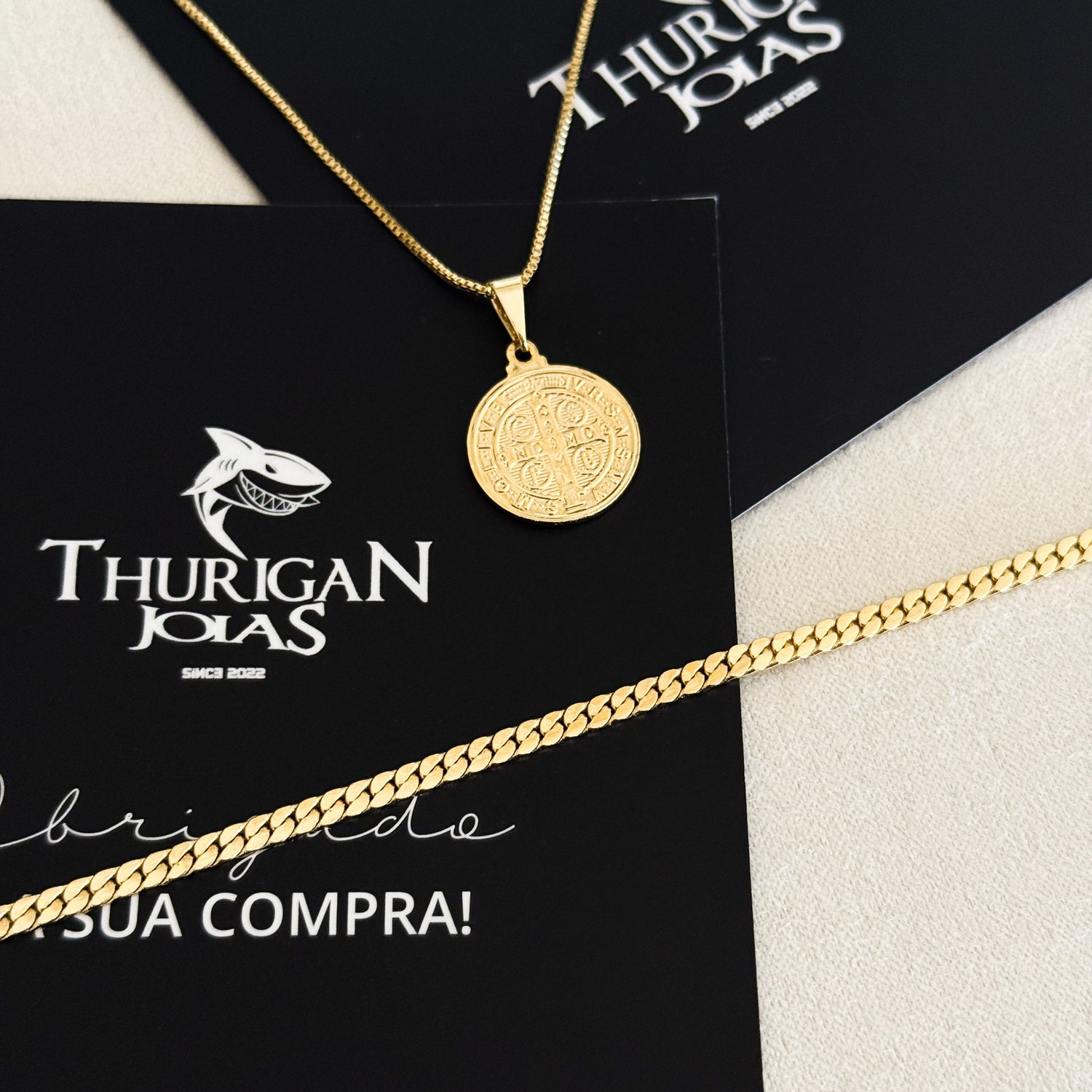 Colar Medalha De São Bento - Corrente Veneziana e Pulseira Grumet Flat Banhado A Ouro 18k