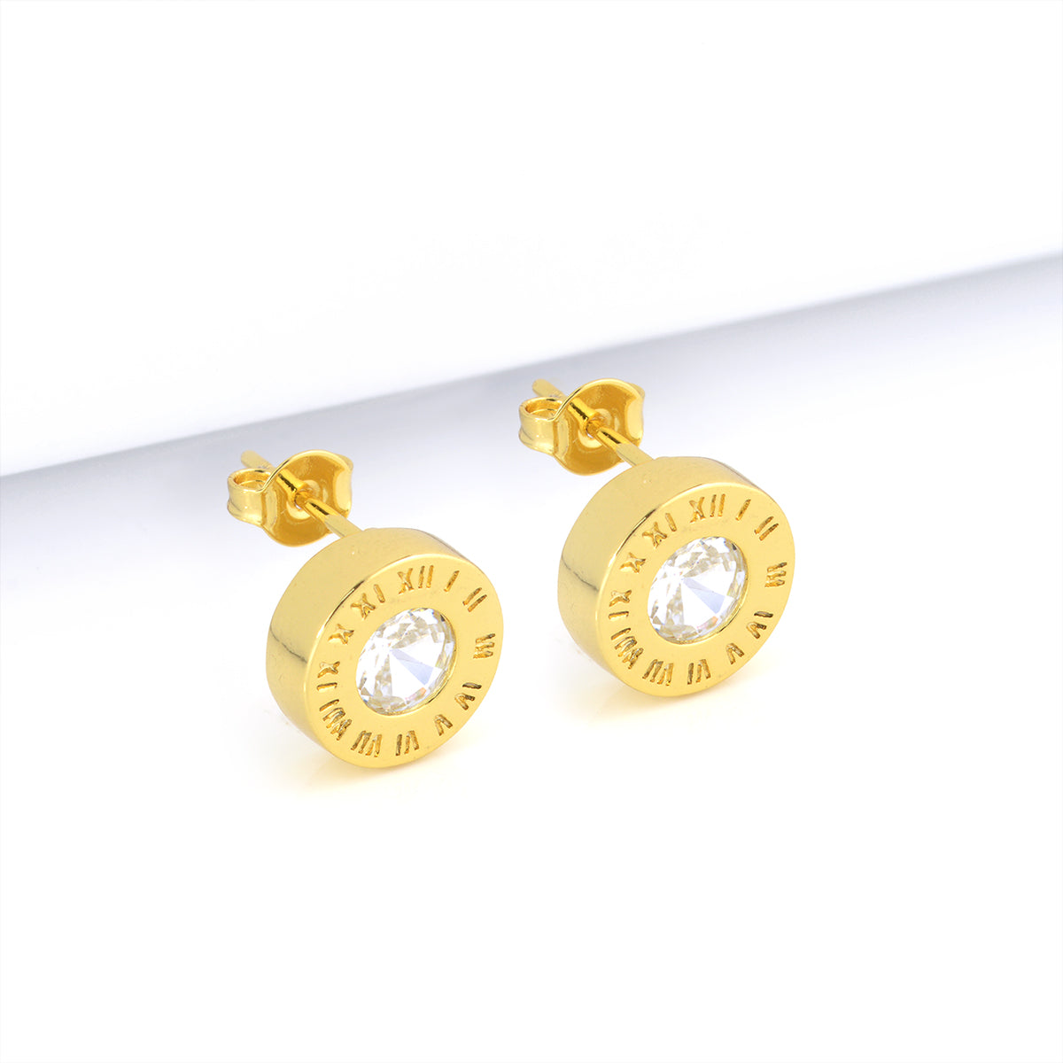 Brinco Ponto de Luz Romano Banhado A Ouro 18k