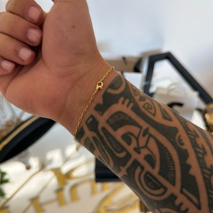 Pulseira Cadeado Alongado 1,5mm 2gr Fecho Lagosta Banhado A Ouro 18k