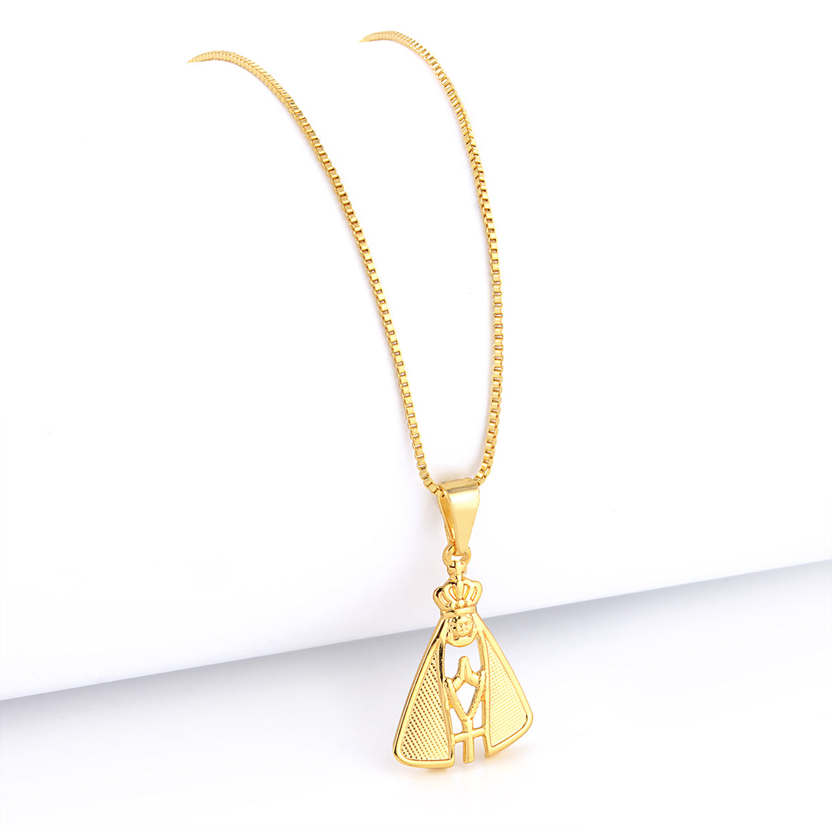 Pingente N. Sra. Aparecida Vazado 2x1,5cm Banhado A Ouro 18k