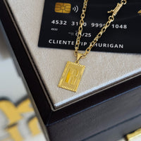 Colar Plaquinha De Letra - Corrente Veneziana Banhado A Ouro 18k