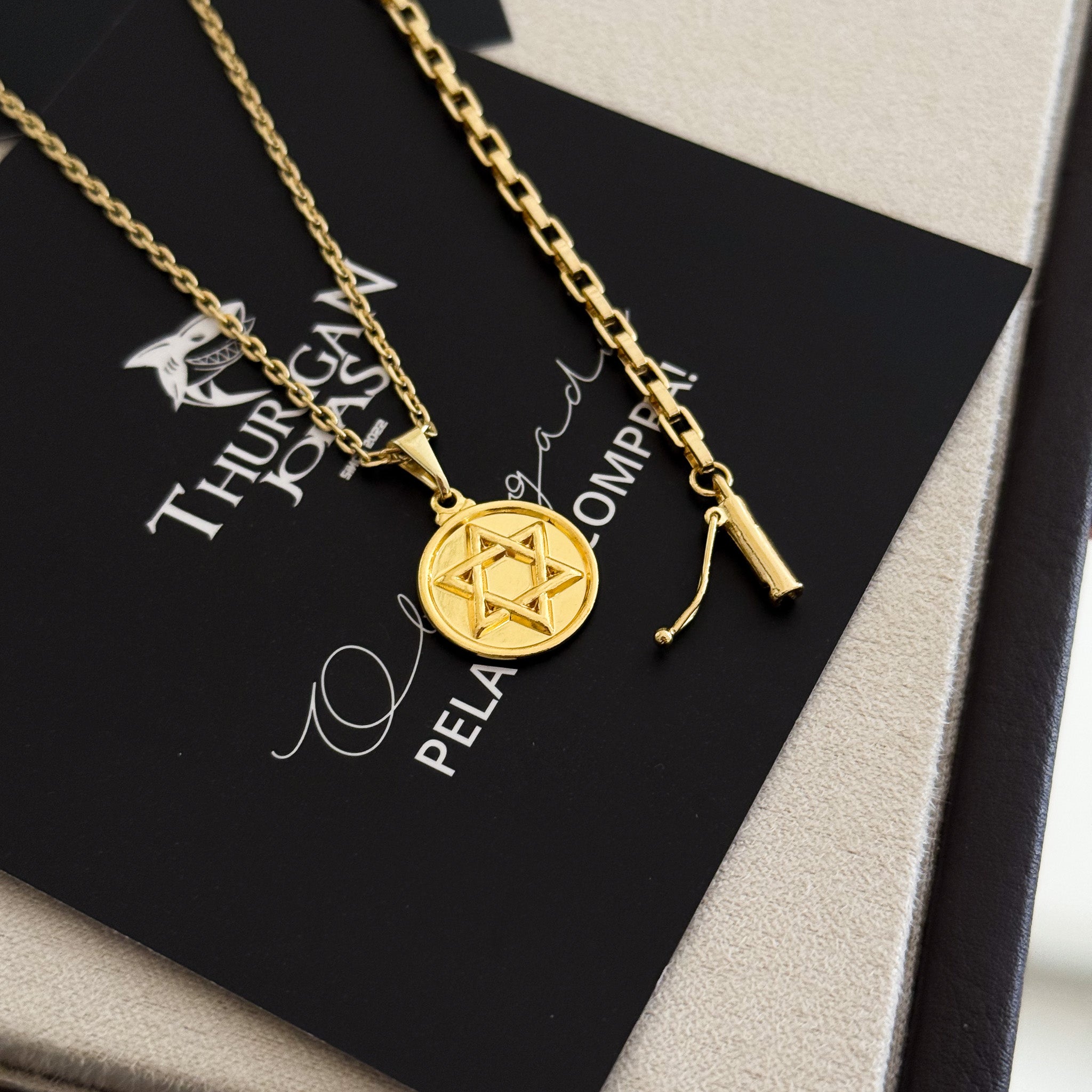 Colar Medalha Estrela De Davi - Corrente Cadeado e Pulseira Veneziana Banhado A Ouro 18k