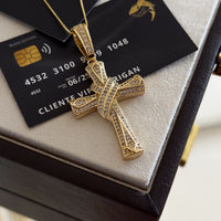 Pingente Crucifixo Cravejado G 4,5x3,5cm Banhado A Ouro 18k