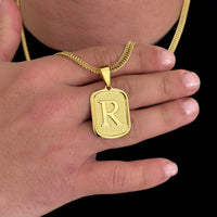 Colar Plaquinha De Letra - Corrente Grumet Dupla Banhado A Ouro 18k