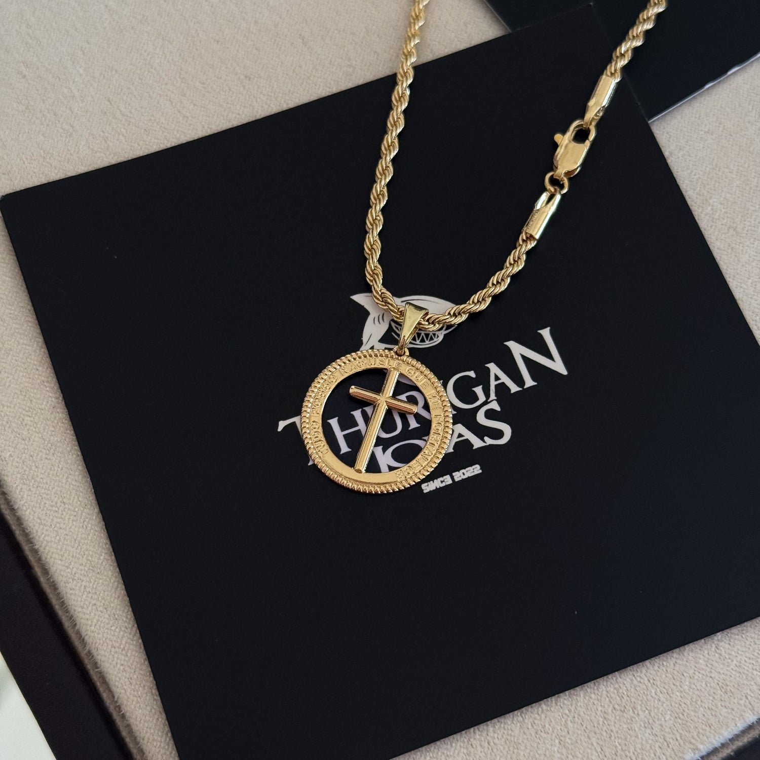 Colar Medalha Com Crucifixo - Corrente Baiana Banhado A Ouro 18k