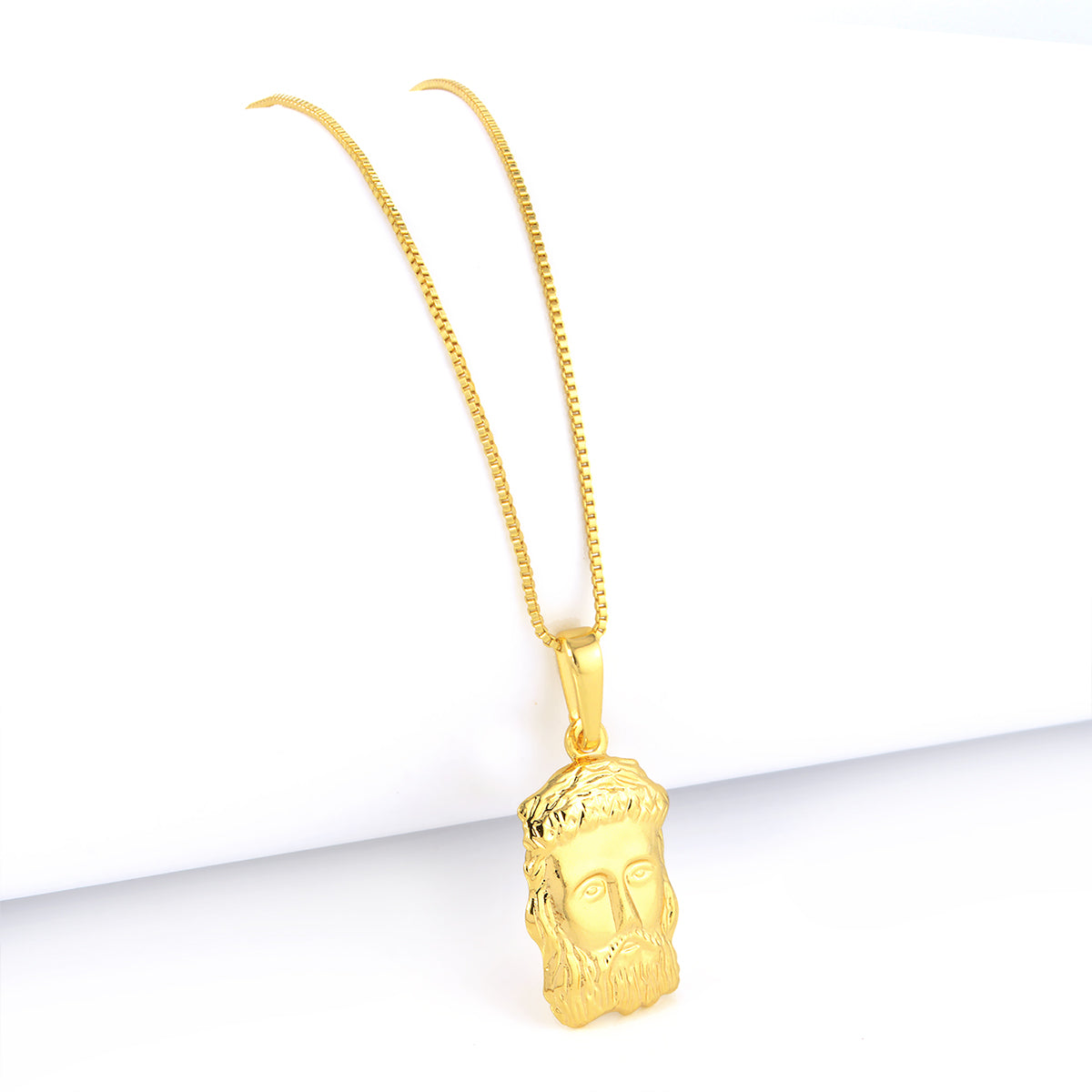 Pingente Face de Cristo 3x2cm Banhado A Ouro 18k