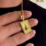 Colar Plaquinha N. Sra. Aparecida Detalhado Cravejado P - Corrente e Pulseira Cadeado Banhado A Ouro 18k