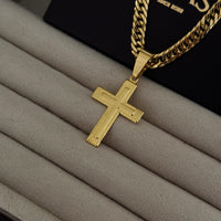 Colar Crucifixo Em Alto Relevo - Corrente Lacraia Banhado A Ouro 18k