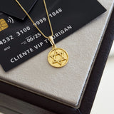 Pingente Medalha Estrela De Davi 1,5X1,5cm Banhado A Ouro 18k