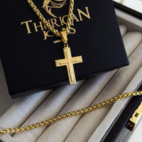 Colar Crucifixo Em Alto Relevo - Corrente e Pulseira Palmeira Banhado A Ouro 18k