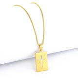 Pingente Plaquinha Crucifixo Vazado 2,0x1,7cm Banhado A Ouro 18k