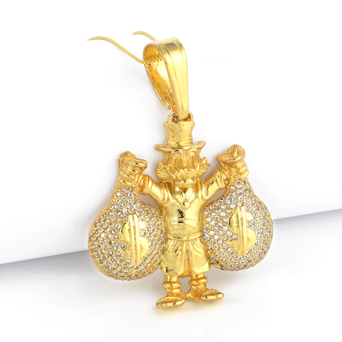 Pingente Tio Patinhas Com Malote Cravejado 5x5cm Banhado A Ouro 18k