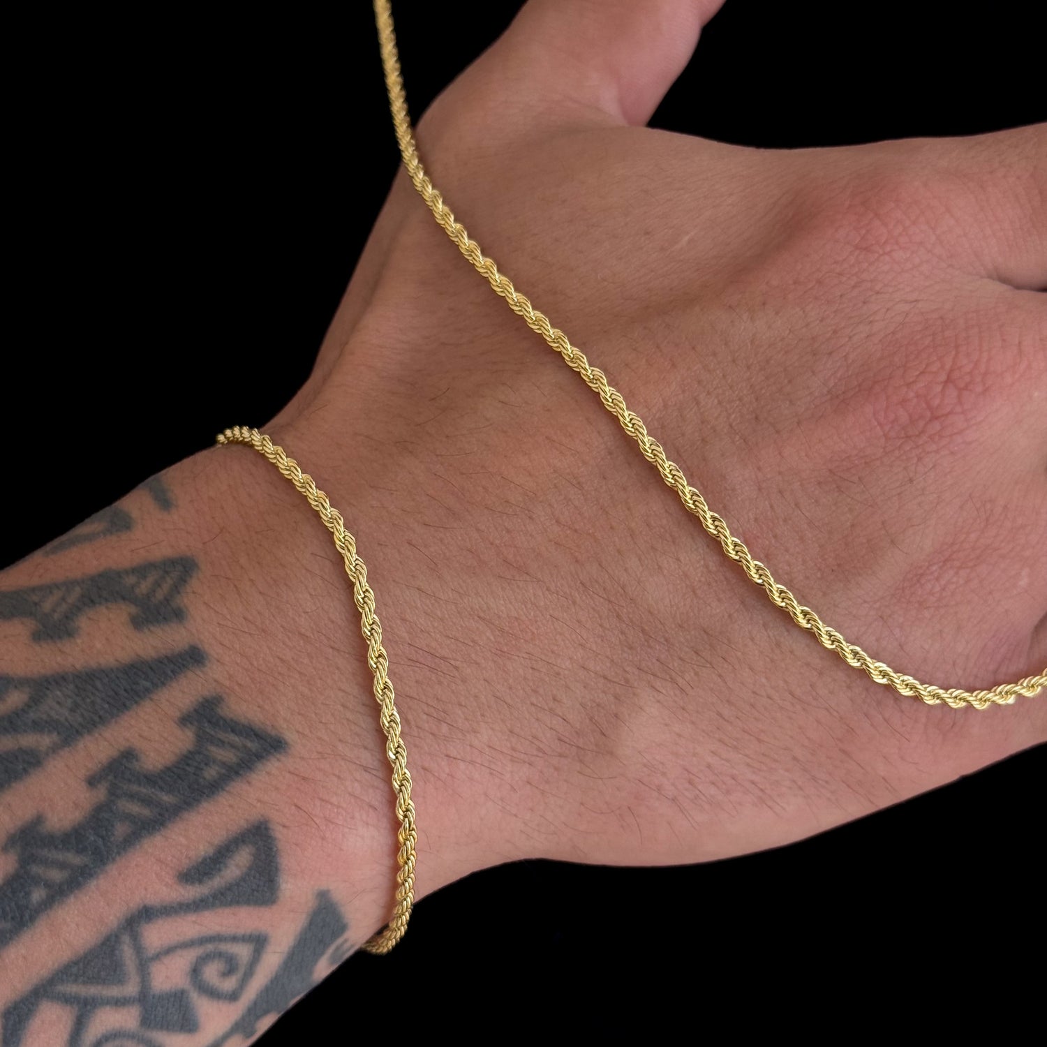 Colar Plaquinha Crucifixo Vazado - Corrente e Pulseira Baiana Banhado A Ouro 18k