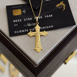 Pingente Crucifixo Vitoriano Com Jesus Detalhado 4,5x3cm Banhado A Ouro 18k