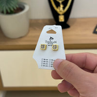 Brinco Ponto de Luz Quadrado Banhado A Ouro 18k