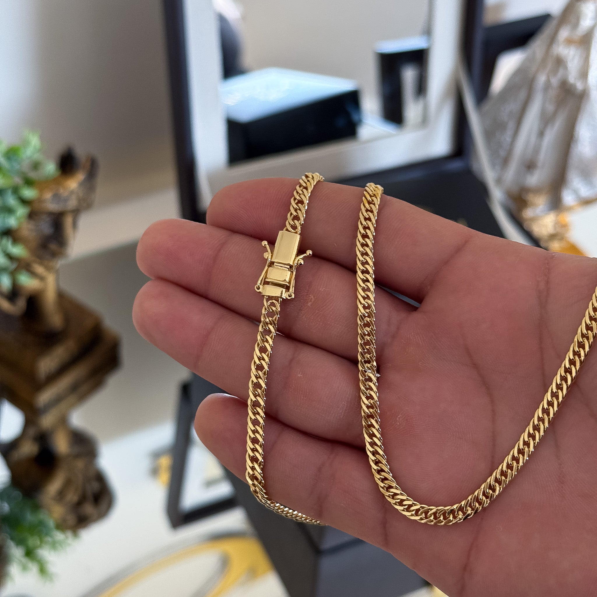 Corrente Lacraia 4mm 23gr Fecho Duplo Banhado A Ouro 18k