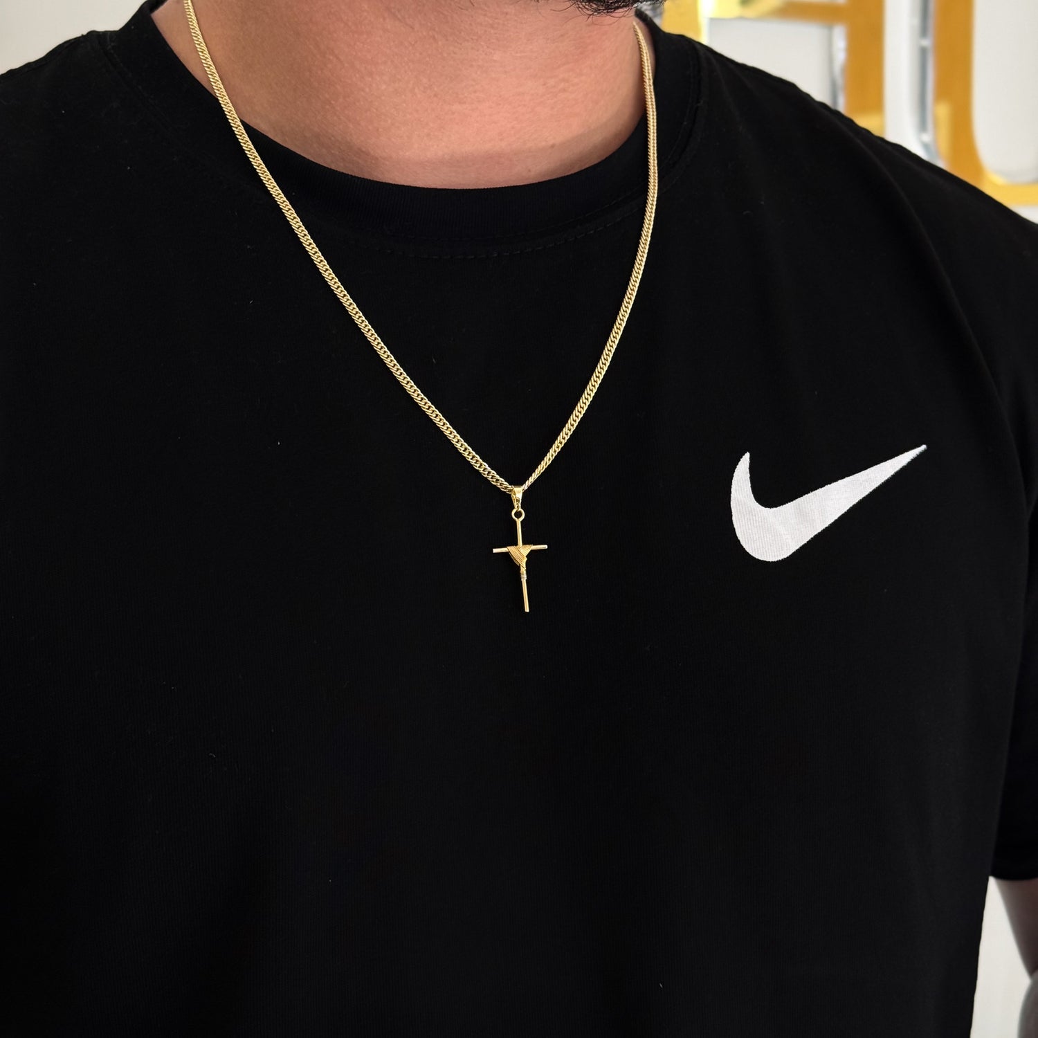 Colar Crucifixo Palito P - Corrente Lacraia Banhado A Ouro 18k