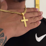 Colar Crucifixo Em Alto Relevo - Corrente Lacraia Banhado A Ouro 18k
