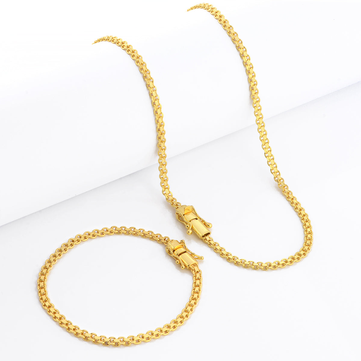 Kit Corrente e Pulseira Cadeado Duplo 4mm Fecho Duplo Banhado A Ouro 18k